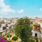 Luxurious Studio With Jacuzzi In Casa Pilatos