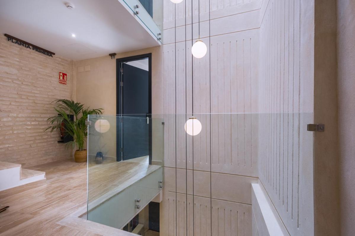 Luxurious With Jacuzzi In Casa Pilatos