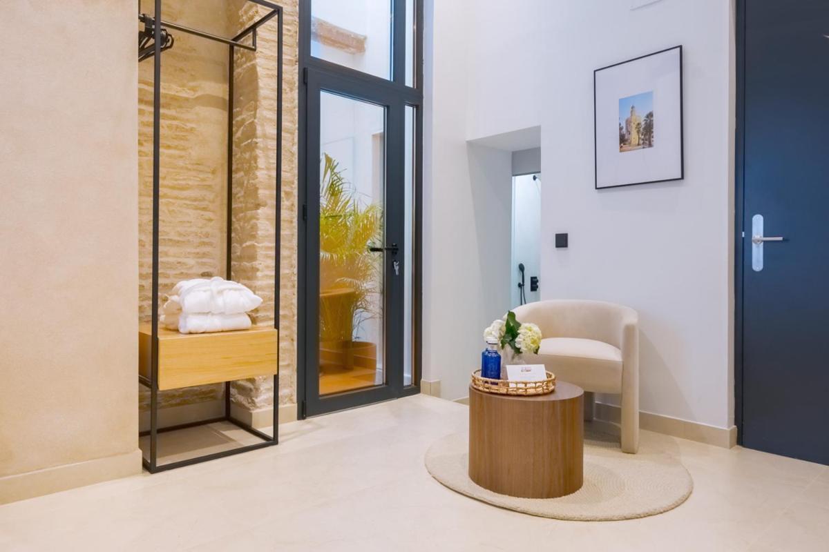 Luxurious With Jacuzzi In Casa Pilatos