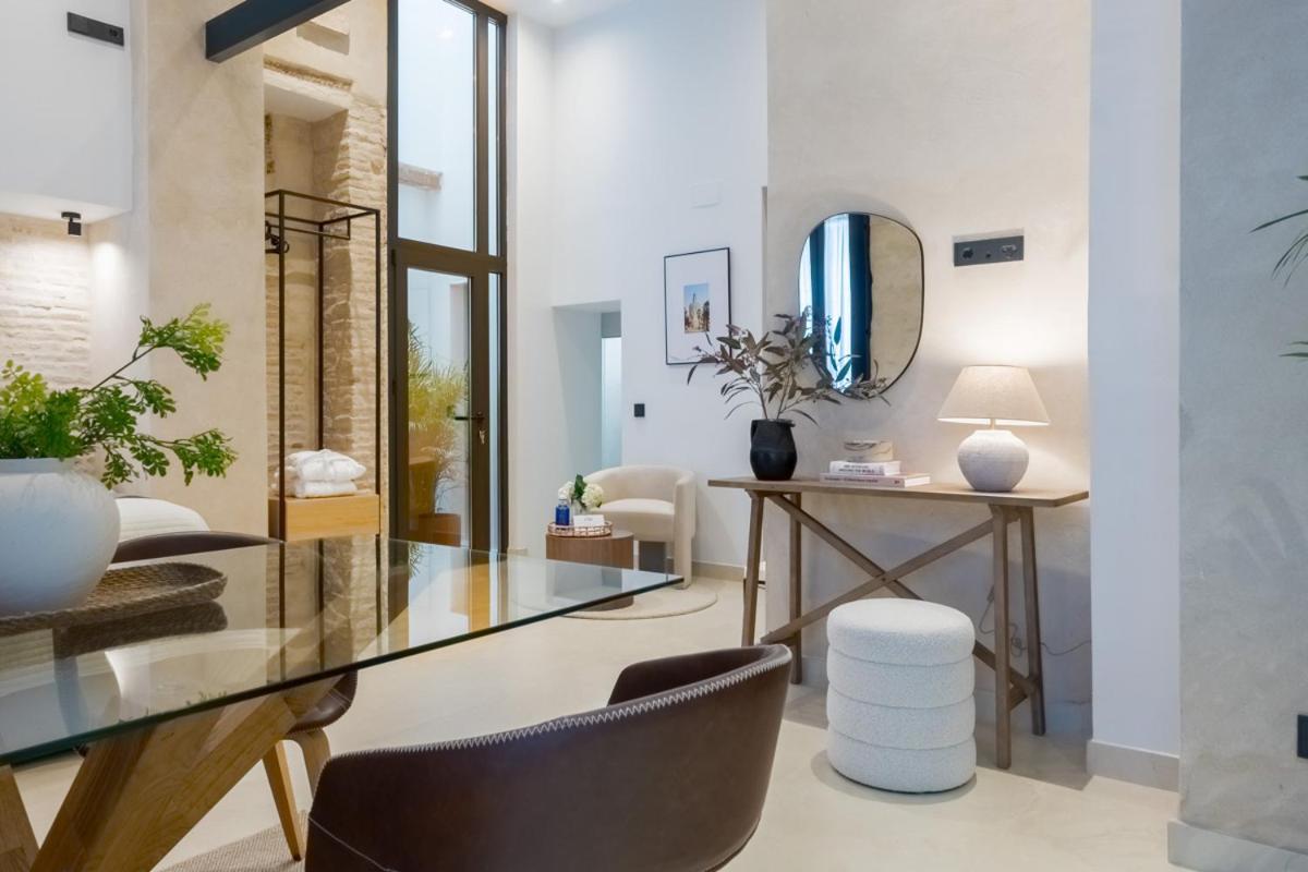 Luxurious With Jacuzzi In Casa Pilatos Apartamento *
