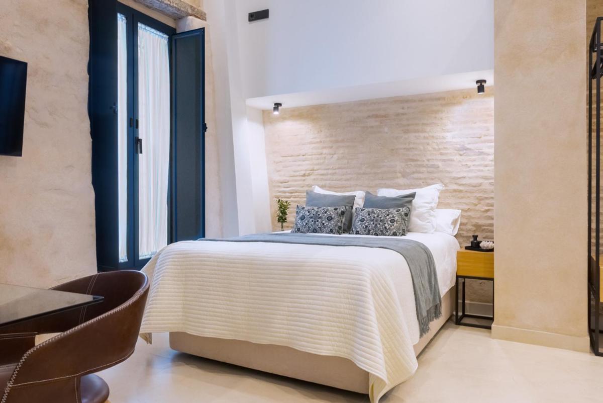 Luxurious With Jacuzzi In Casa Pilatos