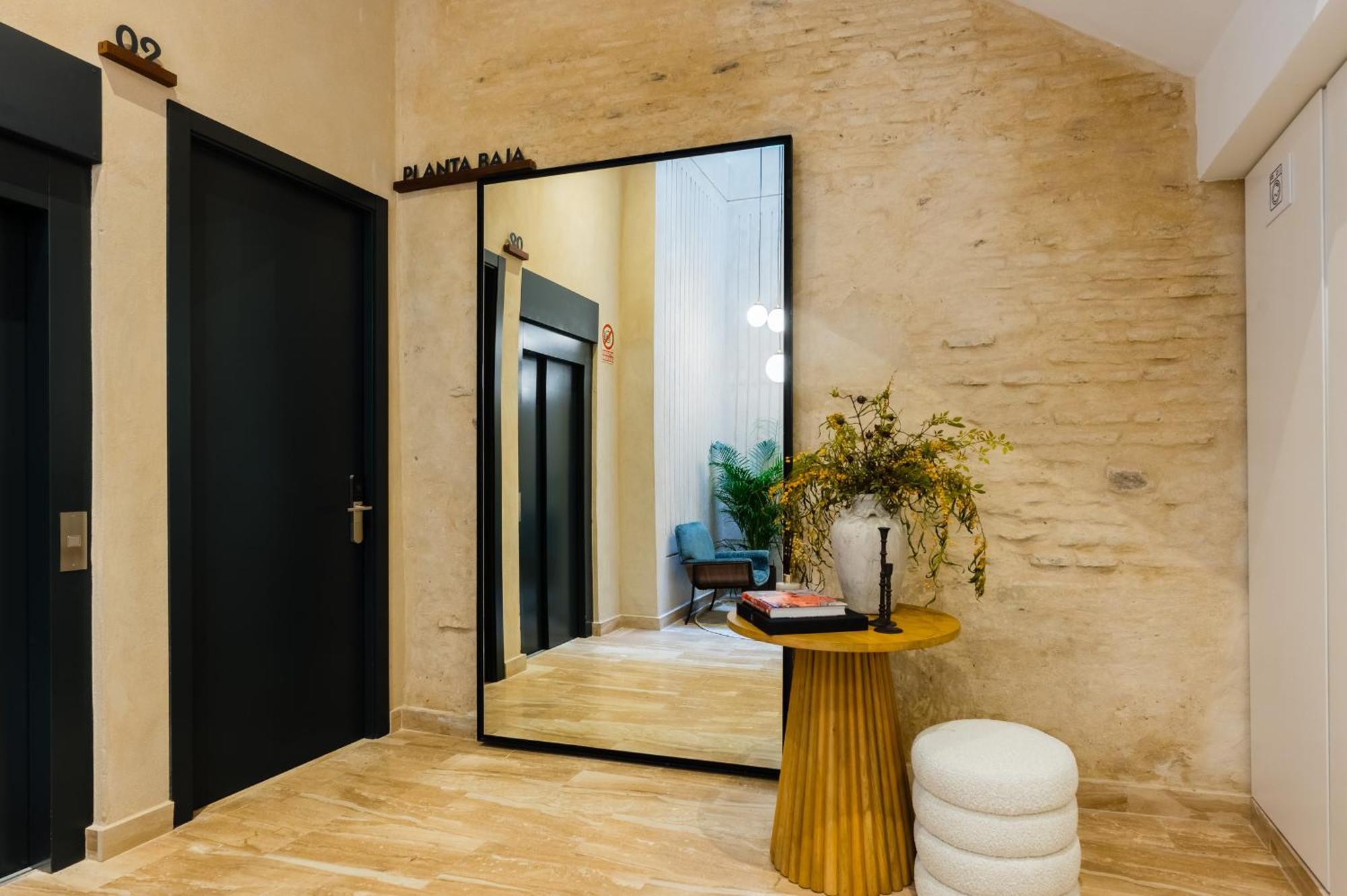 Luxurious With Jacuzzi In Casa Pilatos Apartamento